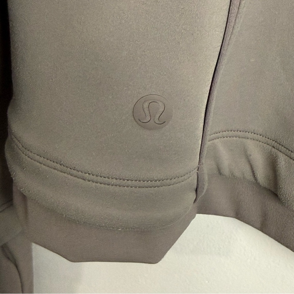 Lululemon stopover hooded jacket in Moon Rock - Picture 8 of 11